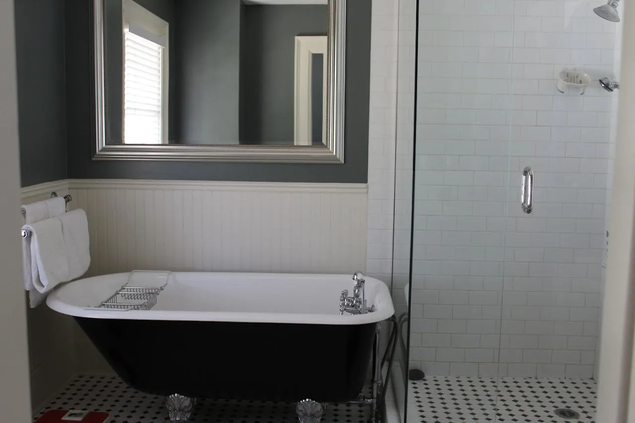 Cartier Guest House Vancouver 0*,  Canada